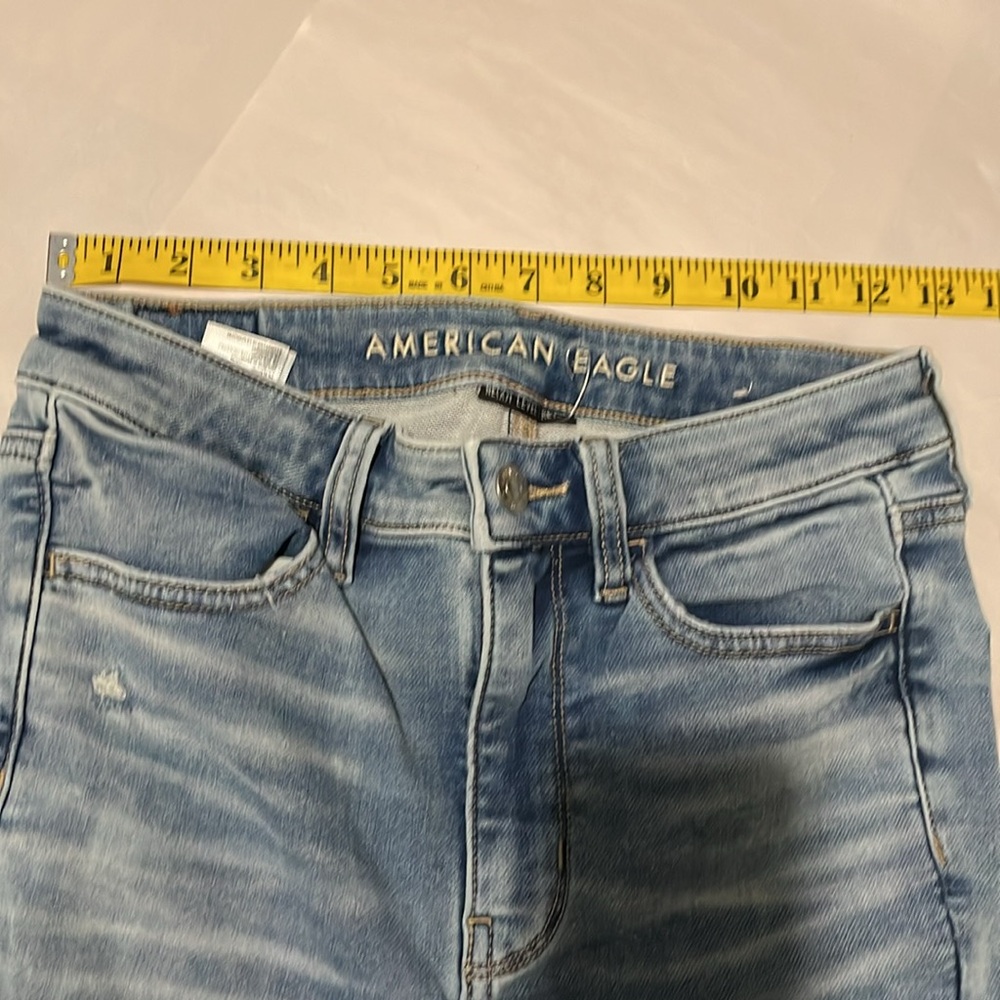 American Eagle Outfitters Women's Blue Jeans - Picture 13 of 13